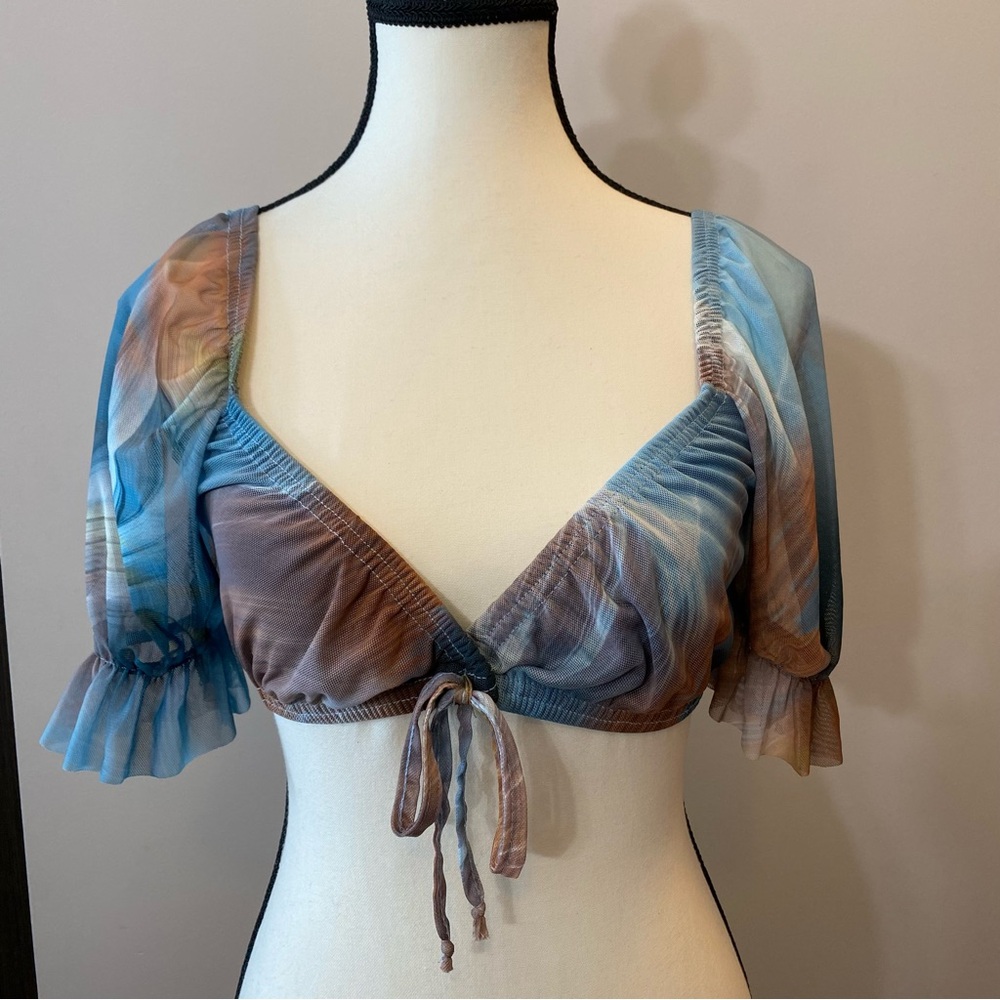 PrettyLittleThing mesh crop top EUC Size 4